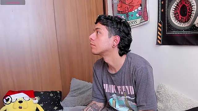 Snapshot of acid_timee chatting on 12/24/24, 03:05 acid timee online show from 12/24/24, 03:05