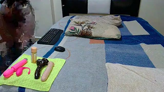 Snapshot of VeronaDimexx chatting on 03/15/26, 07:31 VeronaDimexx online show from 03/15/26, 07:31