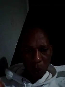 Snapshot of smallt98 chatting on 02/14/26, 10:50 smallt98 online show from 02/14/26, 10:50