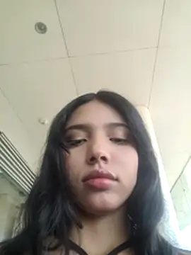 Snapshot of jadelaurent chatting on 02/27/26, 07:47 jadelaurent online show from 02/27/26, 07:47