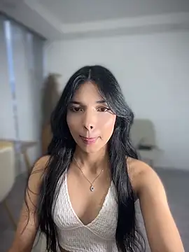 jadelaurent online show from 07/26/26, 11:00