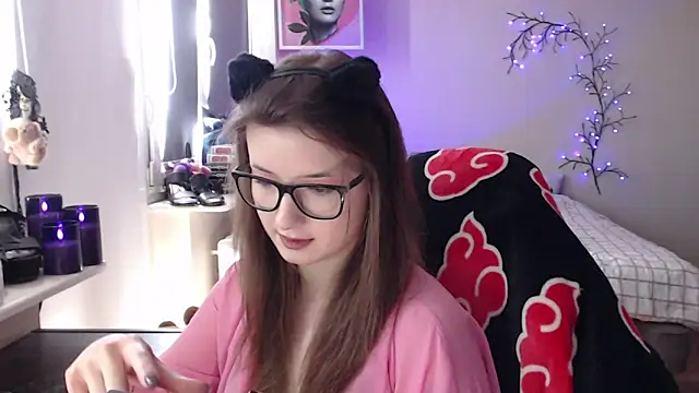 Snapshot of LunaXcherry chatting on 05/01/26, 09:03 LunaXcherry online show from 05/01/26, 09:03