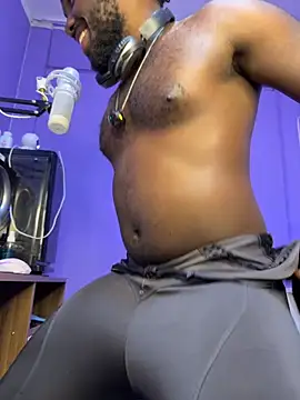 Ebanhot online show from 02/13/26, 03:46