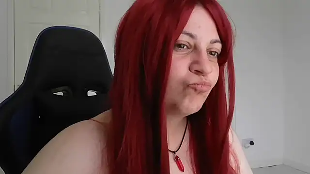 Snapshot of BBWMomma chatting on 04/14/26, 04:13 BBWMomma online show from 04/14/26, 04:13