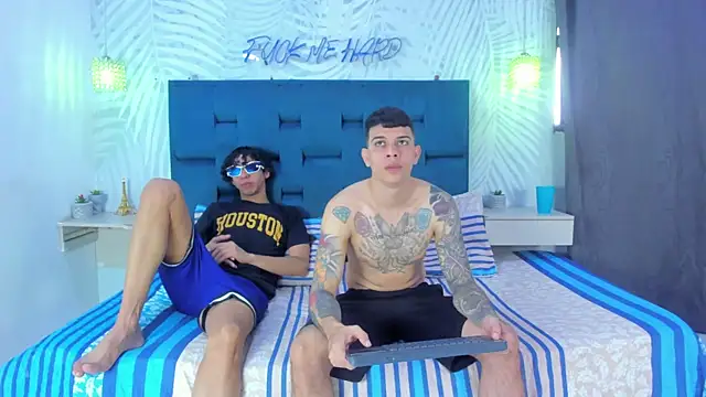 Snapshot of Adventurous_Boys chatting on 03/01/26, 06:10 Adventurous Boys online show from 03/01/26, 06:10