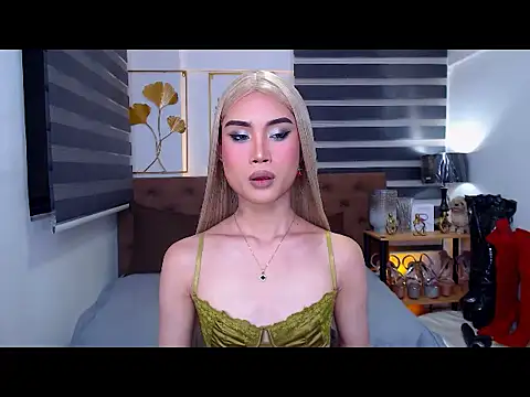 JuicyCockThea online show from 05/26/26, 02:13