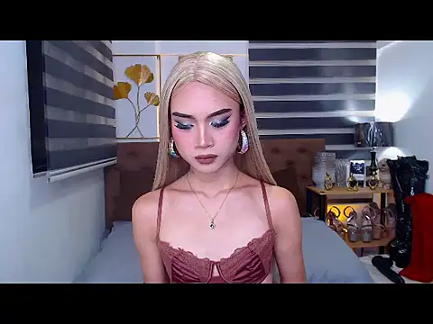 Snapshot of JuicyCockThea chatting on 06/18/26, 11:36 JuicyCockThea online show from 06/18/26, 11:36