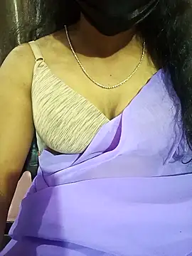 Snapshot of manu_sexy_ chatting on 02/18/26, 01:40 manu sexy online show from 02/18/26, 01:40