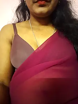 Snapshot of manu_sexy_ chatting on 02/21/26, 06:20 manu sexy online show from 02/21/26, 06:20