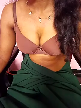 Snapshot of manu_sexy_ chatting on 04/20/26, 07:37 manu sexy online show from 04/20/26, 07:37