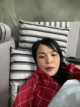 Strawberry-wet online show from 02/13/26, 02:35