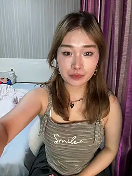 Snapshot of A-cola chatting on 06/22/26, 12:02 A-cola online show from 06/22/26, 12:02