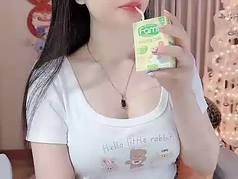 Agnelyn    online show from 04/07/26, 02:01