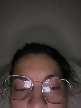 Snapshot of justinahallo chatting on 02/09/26, 09:35 justinahallo online show from 02/09/26, 09:35