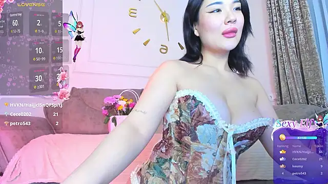 Snapshot of sexaxion_lee chatting on 03/08/26, 08:45 sexaxion lee online show from 03/08/26, 08:45