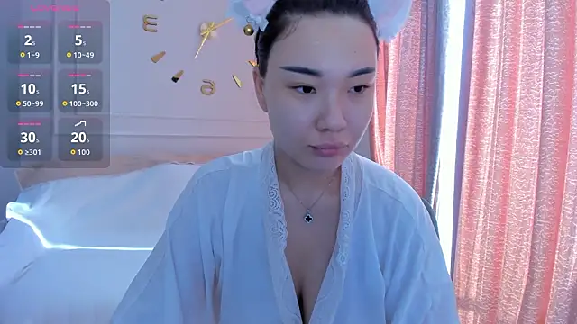 Snapshot of sexaxion_lee chatting on 03/18/26, 05:21 sexaxion lee online show from 03/18/26, 05:21