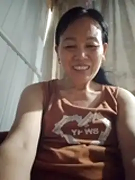 Snapshot of Kiss_love2 chatting on 06/22/26, 03:25 Kiss love2 online show from 06/22/26, 03:25