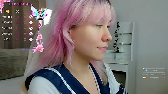 Snapshot of EmilyTrase chatting on 06/11/26, 02:53 EmilyTrase online show from 06/11/26, 02:53