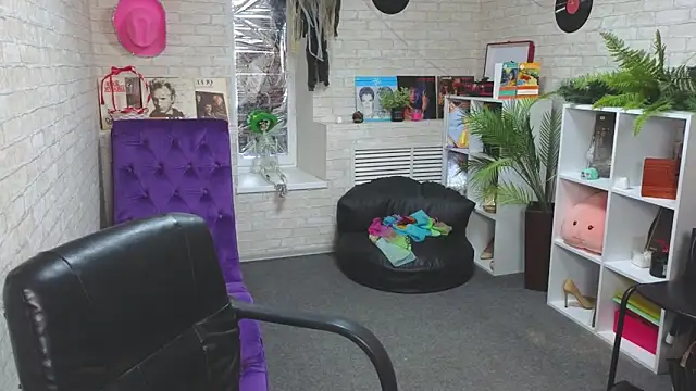 Snapshot of Anna_Kenan chatting on 03/14/26, 12:32 Anna Kenan online show from 03/14/26, 12:32