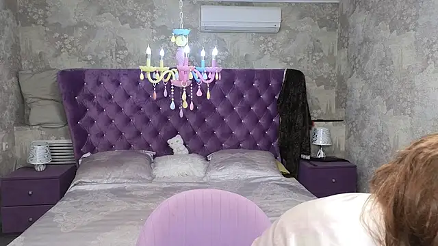 Snapshot of Anna_Kenan chatting on 04/24/26, 09:01 Anna Kenan online show from 04/24/26, 09:01