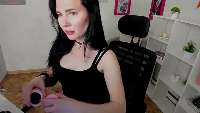 little  isabel online show from 06/03/26, 08:06