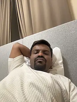 Snapshot of bhagihero chatting on 02/13/26, 09:55 bhagihero online show from 02/13/26, 09:55