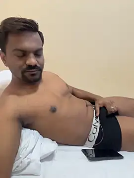 Snapshot of bhagihero chatting on 02/15/26, 07:51 bhagihero online show from 02/15/26, 07:51