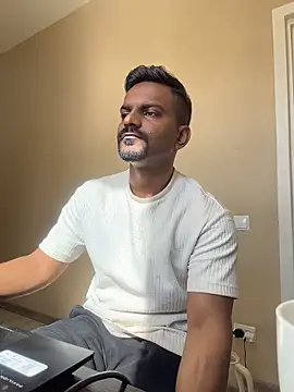 bhagihero online show from 04/18/26, 09:57