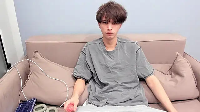 Ur NextDoor Boy online show from 02/18/26, 08:27