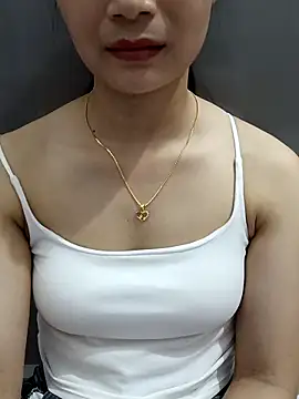 -Dumi- online show from 04/16/26, 02:07