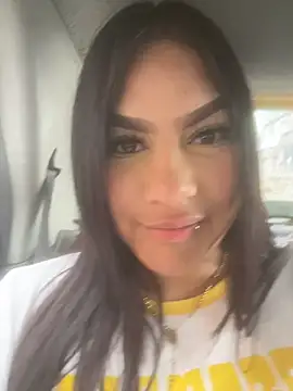 Snapshot of Kitty_Tits chatting on 02/18/26, 01:18 Kitty Tits online show from 02/18/26, 01:18