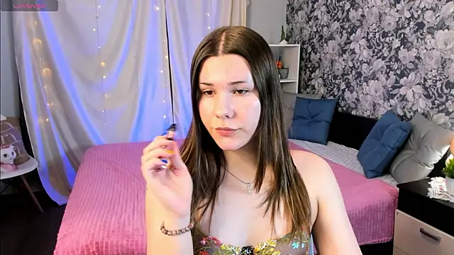 Coraline kitty online show from 02/22/26, 06:24