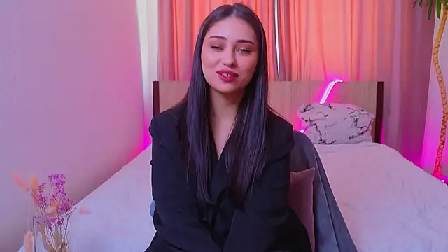 Sofia Plump online show from 02/18/26, 10:11