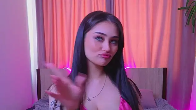 Sofia Plump online show from 02/23/26, 09:50