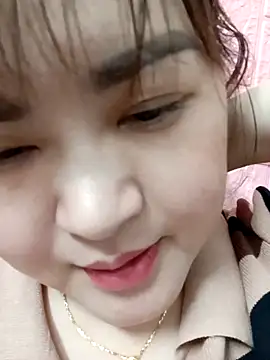 Kee-kimlee online show from 02/17/26, 02:35