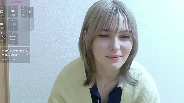 Snapshot of e_ri_ka93 chatting on 03/24/26, 02:11 e ri ka93 online show from 03/24/26, 02:11