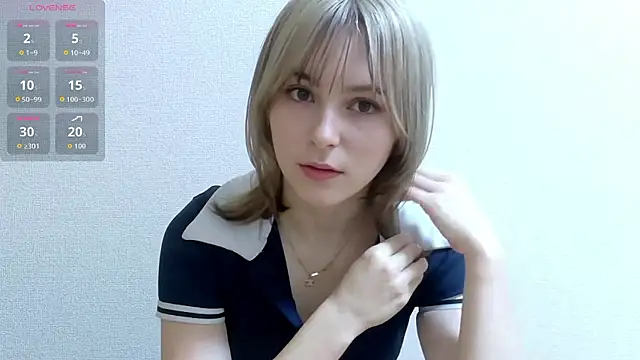 Snapshot of e_ri_ka93 chatting on 03/28/26, 11:21 e ri ka93 online show from 03/28/26, 11:21