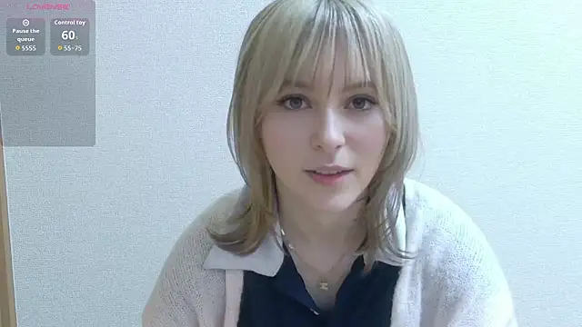 Snapshot of e_ri_ka93 chatting on 04/02/26, 02:15 e ri ka93 online show from 04/02/26, 02:15