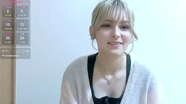 Snapshot of e_ri_ka93 chatting on 04/24/26, 09:56 e ri ka93 online show from 04/24/26, 09:56