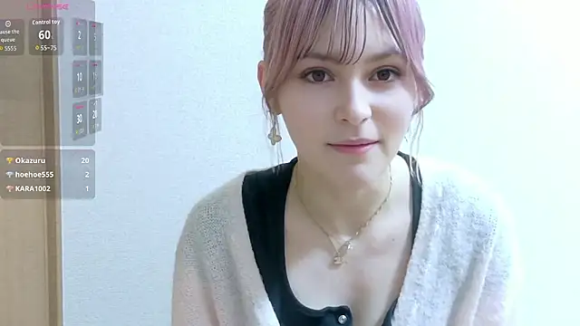 Snapshot of e_ri_ka93 chatting on 05/13/26, 02:14 e ri ka93 online show from 05/13/26, 02:14