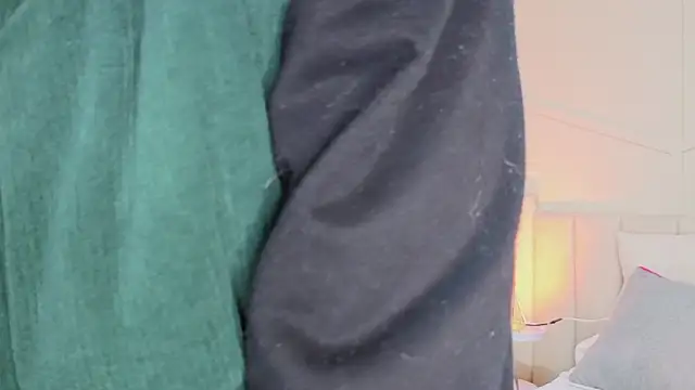 Snapshot of Eyes_moon_ chatting on 03/03/26, 03:23 Eyes moon online show from 03/03/26, 03:23