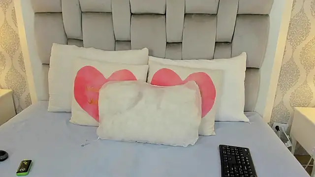 keiira foxxx online show from 02/26/26, 11:31