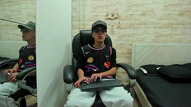 Jordi Cooper online show from 02/25/26, 07:45