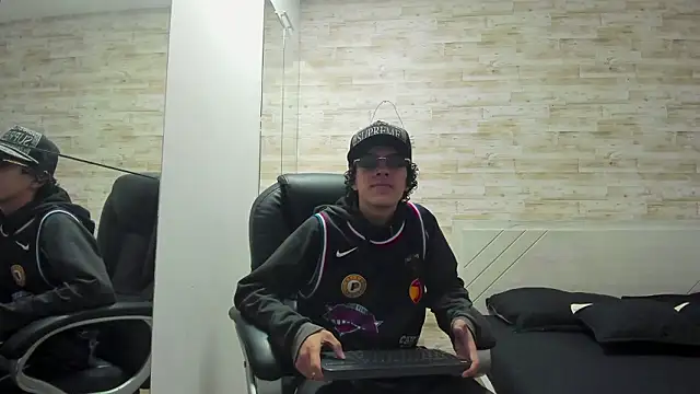 Jordi Cooper online show from 02/26/26, 07:46