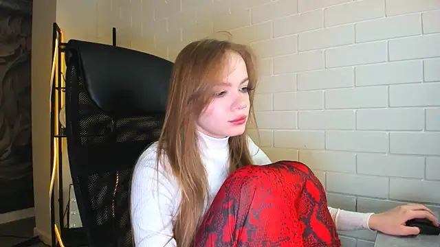 Snapshot of AmyNox chatting on 07/14/26, 09:14 AmyNox online show from 07/14/26, 09:14