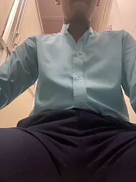 Dazzling dude online show from 02/22/26, 06:17