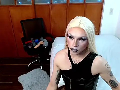 DanniHotBoy02 online show from 02/13/26, 09:55