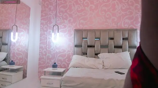 Snapshot of SamanthaGrace1 chatting on 02/10/26, 10:03 SamanthaGrace1 online show from 02/10/26, 10:03