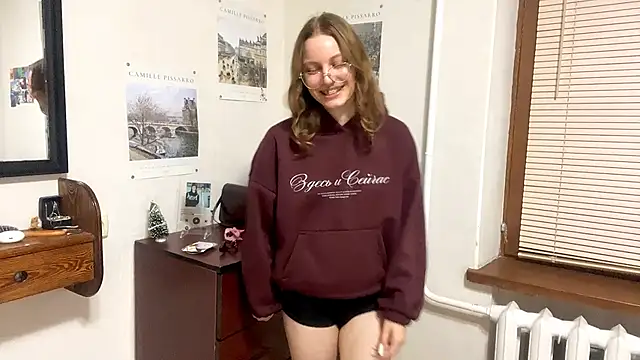 Snapshot of MillySwolley chatting on 02/13/26, 03:41 MillySwolley online show from 02/13/26, 03:41