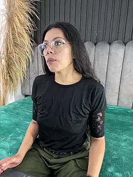 Snapshot of Lanadelrey_1 chatting on 02/25/26, 12:15 Lanadelrey 1 online show from 02/25/26, 12:15